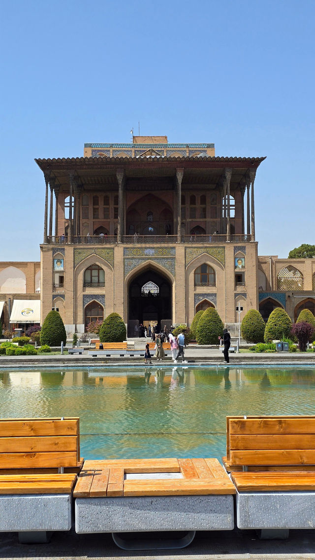 Fantastic Journey with Hipersia