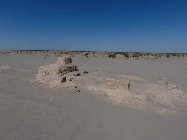 探秘樓蘭米蘭遺址:一眼千年,邂逅絲路傳奇 探秘樓蘭米蘭遺址:一眼千年,邂逅絲路傳奇