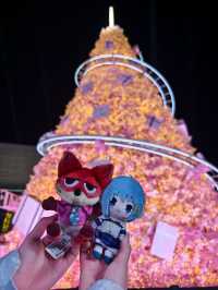 上海徐匯西岸驚現機甲聖誕樹!夜拍打卡聖地