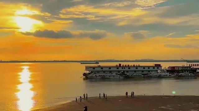 【岳陽必去!一場「洞庭湖+岳陽樓」的詩意盛宴,你準備好了 【岳陽必去!一場「洞庭湖+岳陽樓」的詩意盛宴,你準備好了