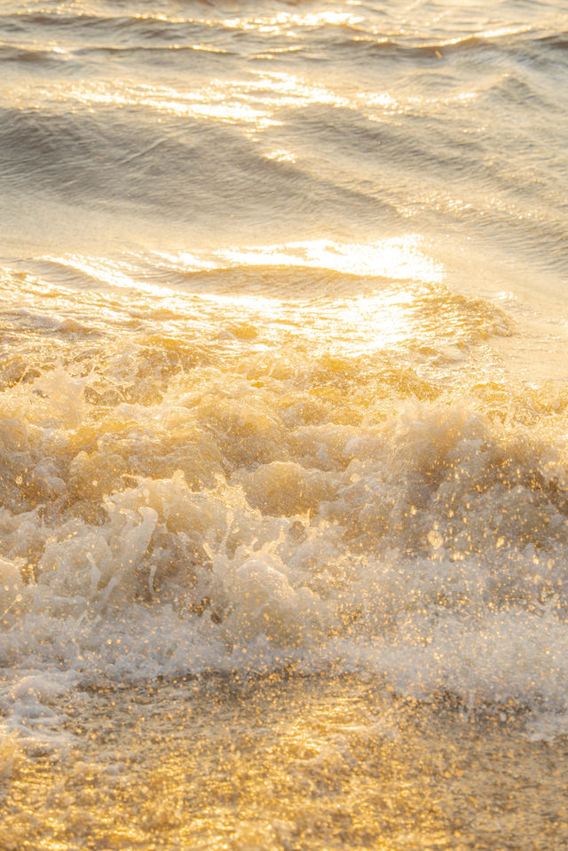 滇池日落封神!橘子海把浪漫焊在昆明黃昏裡 滇池日落封神!橘子海把浪漫焊在昆明黃昏裡
