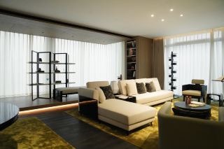 Next to the Great Buddha Temple in Shaoxing Xinchang! Spacious flat perfect for the whole family