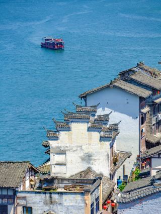 It’s not that Jiangnan is unreachable, but this hidden ancient town in Chongqing offers better value