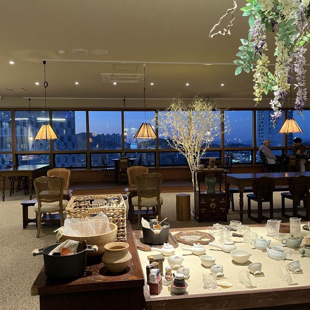 인천에서 바다를 바라보며 차 한잔🍵 차덕분.