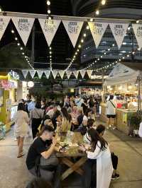 Jodd Fairs จ๊อดแฟร์ ถนนคนเดินย่านรัชดา พระราม9
