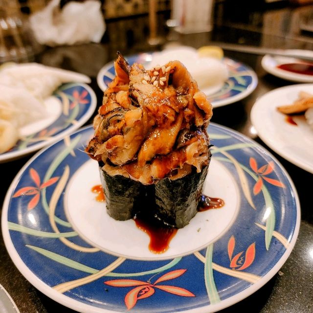 กินตามรีวิว ซูชิหน้าล้น ร้านฮิตคนไทย @Ueno | Tokyo