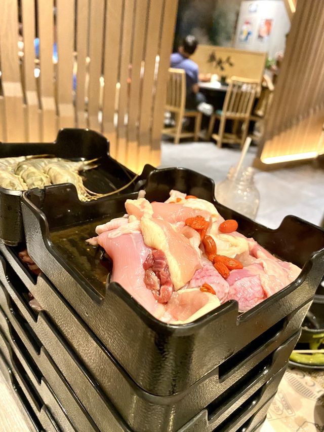 牛大人台式火鍋吃到飽，任飲任食，捧住個肚走😋😋