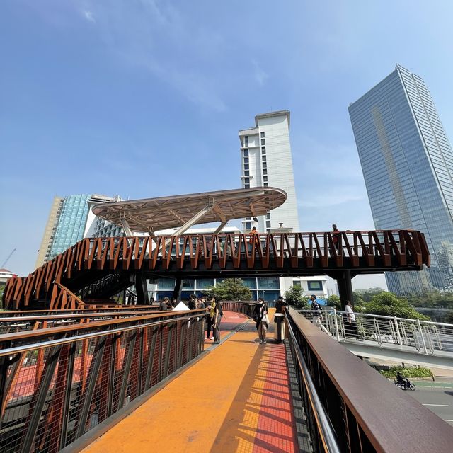 Jembatan Phinisi