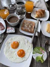 โรงแรมแคนทารี่ กบินทร์บุรี (SHA Extra Plus) 