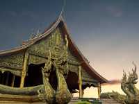 เก็บแสงเช้า ณ วัดสิรินธรวรารามภูพร้าว 