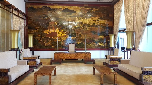 Tour into The Independence Palace, Vietnam