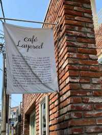 Café  Layered​ คาเฟ่สไตล์​ฝรั่งเศส​ ย่านยอนนัมดง