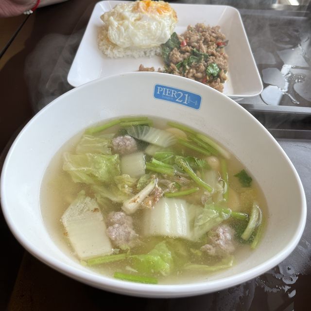 Pier 21 Food Court