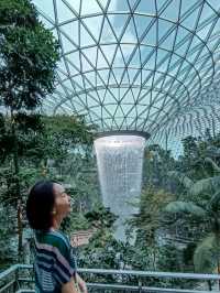 Changi JEWEL light up my heart