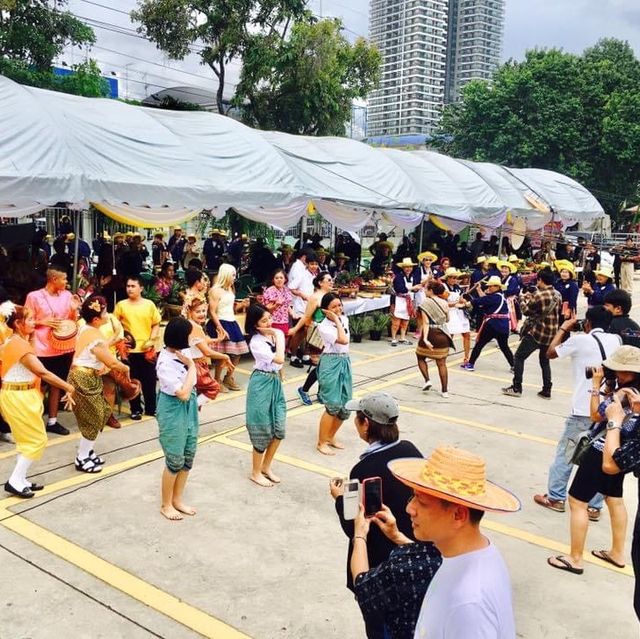 เทศกาลสับปะรดหวานฉ่ำ หนึ่งเดียวในไทยจัดใหญ่ทุกปี