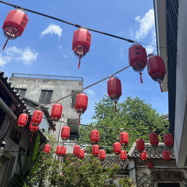 在古鎮留下足跡🍀