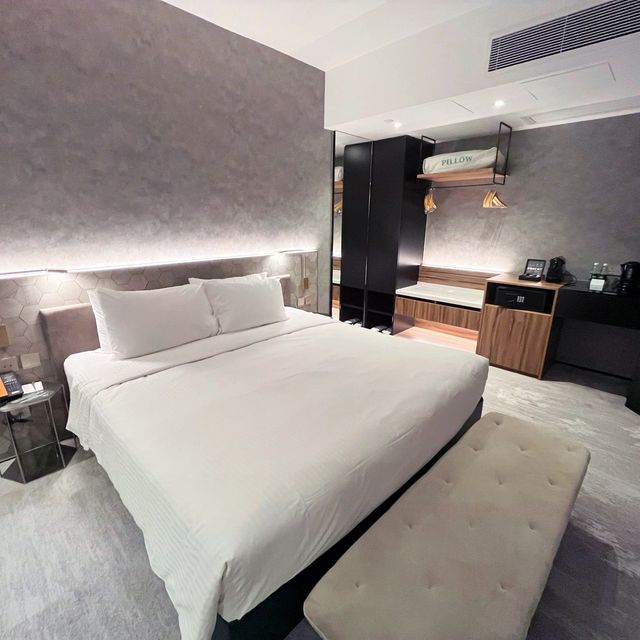 「灣景國際酒店」：無需按金，精彩自助餐。適合放鬆旅遊