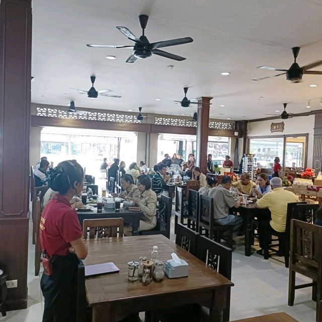 หมี่สะปำ คุณยายเจียร ตำนานของความอร่อย