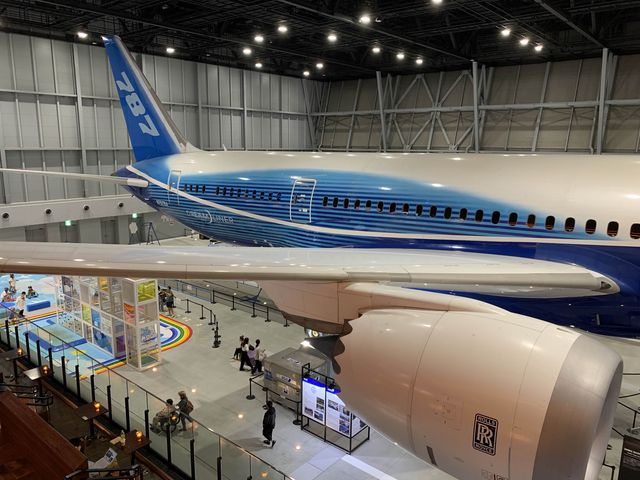 愛知　愛知観光　中部国際空港セントレア　無料ハンバーガーに満足満腹！