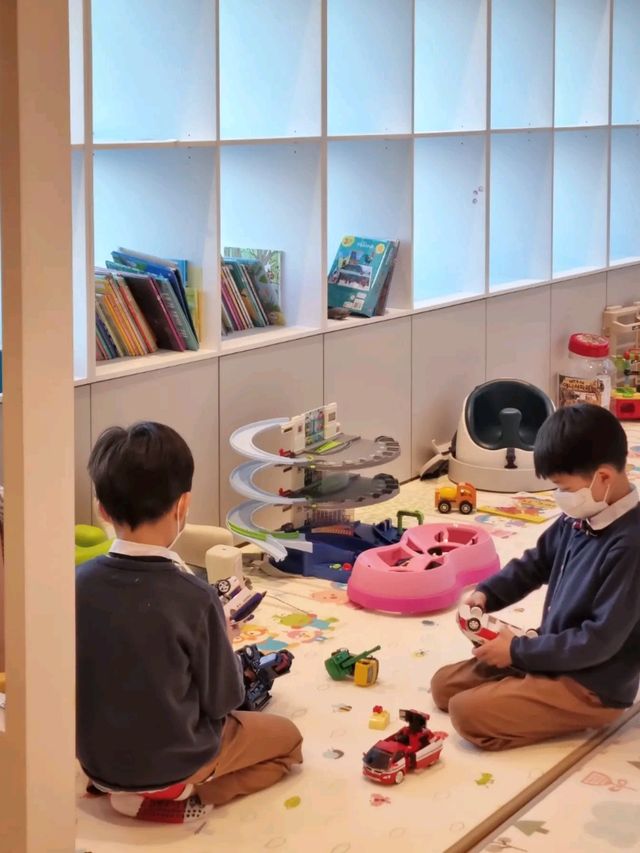 김포의 신상대형카페 팡뮤제