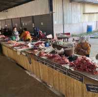 ルアンナムターのLocal Market