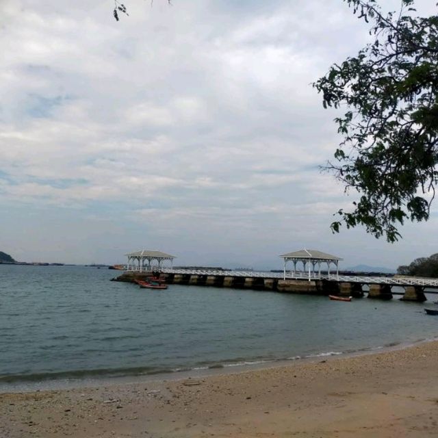 เกาะสีชัง
