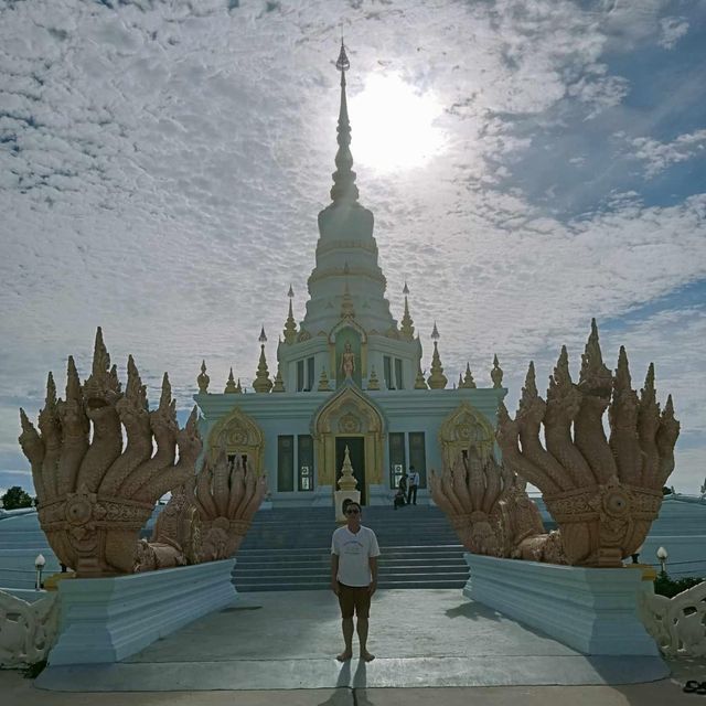 มหาเจดีย์วัดแสนสุข แลนด์มาร์คสายบุญ🙏🏻