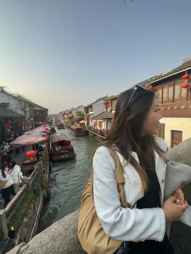 A street that transports you back in time 🏮🏞️🇨🇳