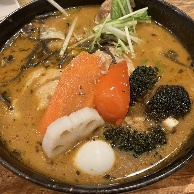 人氣排隊湯咖哩店GARAKU