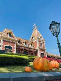 ฮาโลวีนปีนี้ ที่ดิสนีย์แลนด์! 🎃