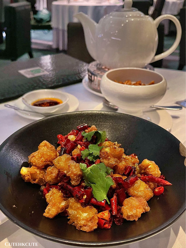 🇭🇰香港🌟米芝蓮粵菜🐏脆皮乳羊腩 🇭🇰香港🌟米芝蓮粵菜🐏脆皮乳羊腩