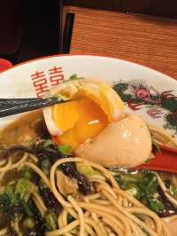 灣仔人氣拉麵店｜必試特式沾麫