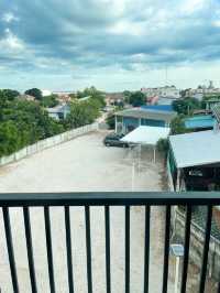 โรงแรมน่าพัก สไตล์มินิมอล ในเมืองอุทัย