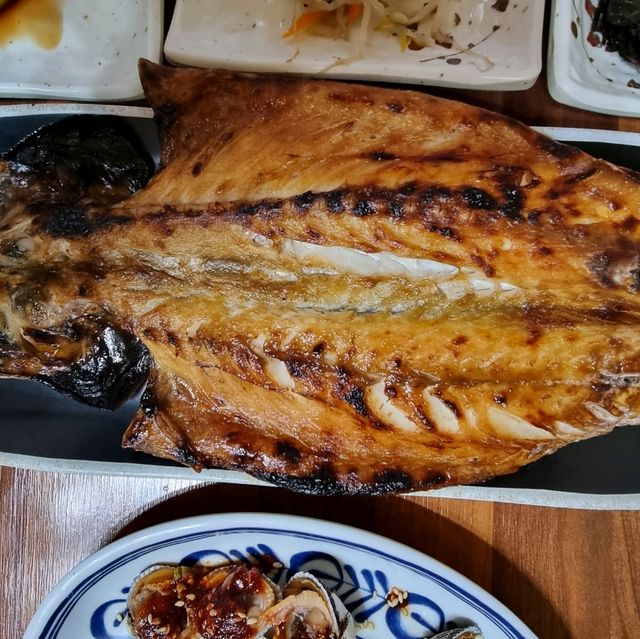 또 먹을래.맛있다.줄서라.