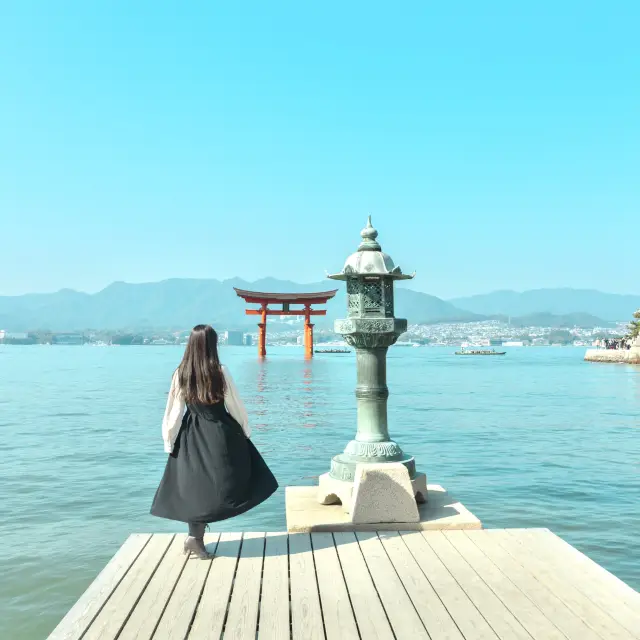 【広島】海上の鳥居を眺めながら！厳島神社