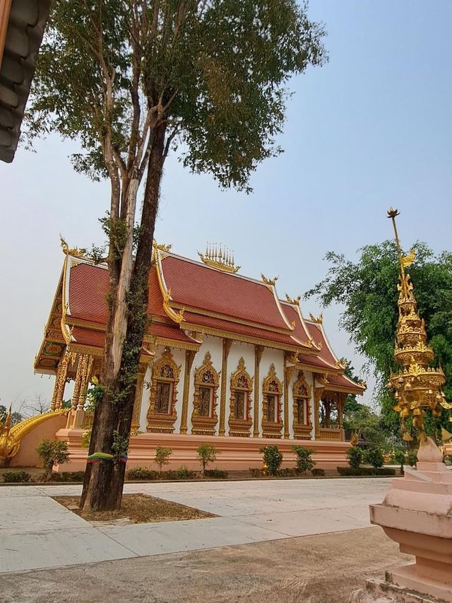 พระธาตุจอมจันทร์