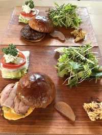 【福岡カフェ】緑の中の古民家ハンバーガー屋さん🍔