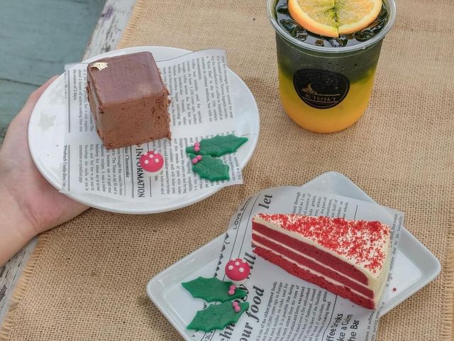 📍 Chaina cafe ชายนา คาเฟ่ 🛖🌾