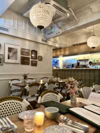 西環新開一間歐式靚靚打卡Cafe🌸☕️× fine dining🍽