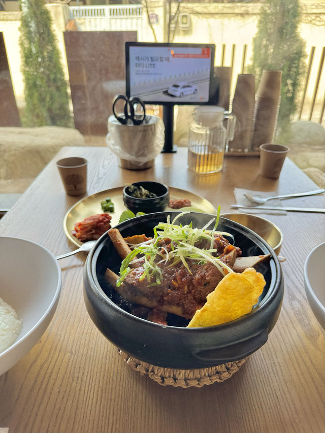 황리단길 한옥감성 갈비찜이 무척이나 맛있는 거송갈비찜 