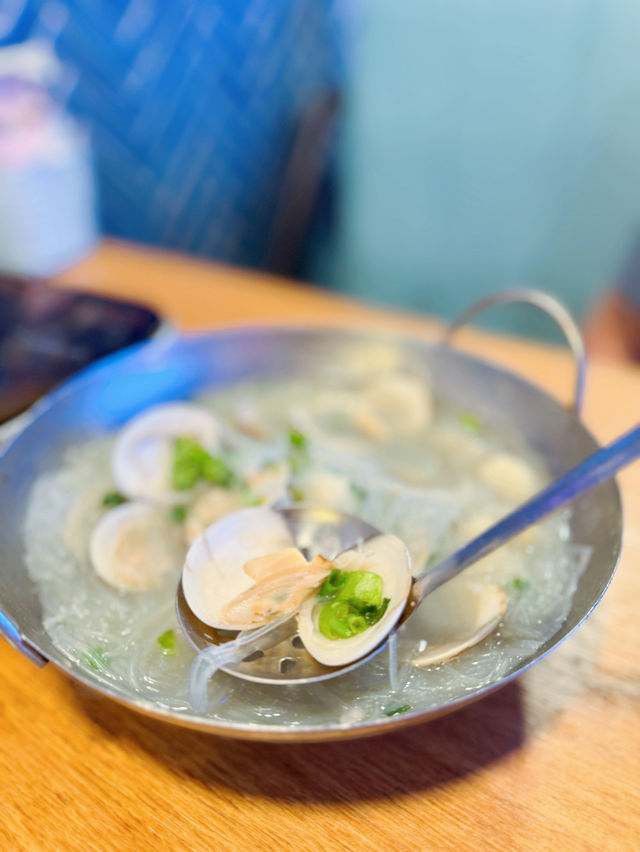 雞煲🥘豬手煲🍲卜卜蜆🦪120分鐘任食放題