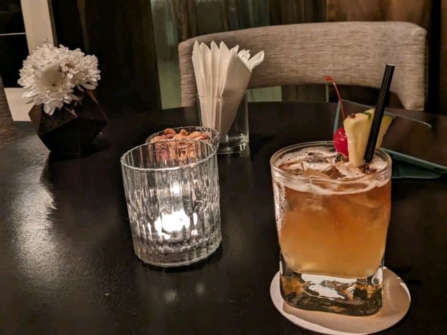 馬來西亞蘭卡威-來杯奢華貴氣的雞尾酒：The St. Regis Bar
