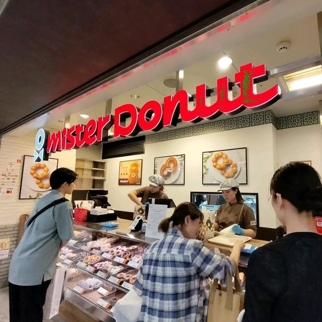 夏旅は大阪へ行こう💠美味しいドーナツも食べ歩きしちゃお！