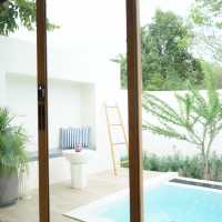 พักผ่อนแบบ Exclusive pool villa เกาะล้าน