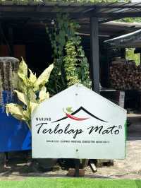 Warung Terlolap Mato; One of Best Eatery in Nilai