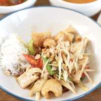 geemeenai ร้านอาหารสุดคิวท์ เมืองแพร่