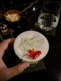 JAZZ BAR🍸แนวหรูหรา…ใจกลางเมืองย่านหลังสวน 