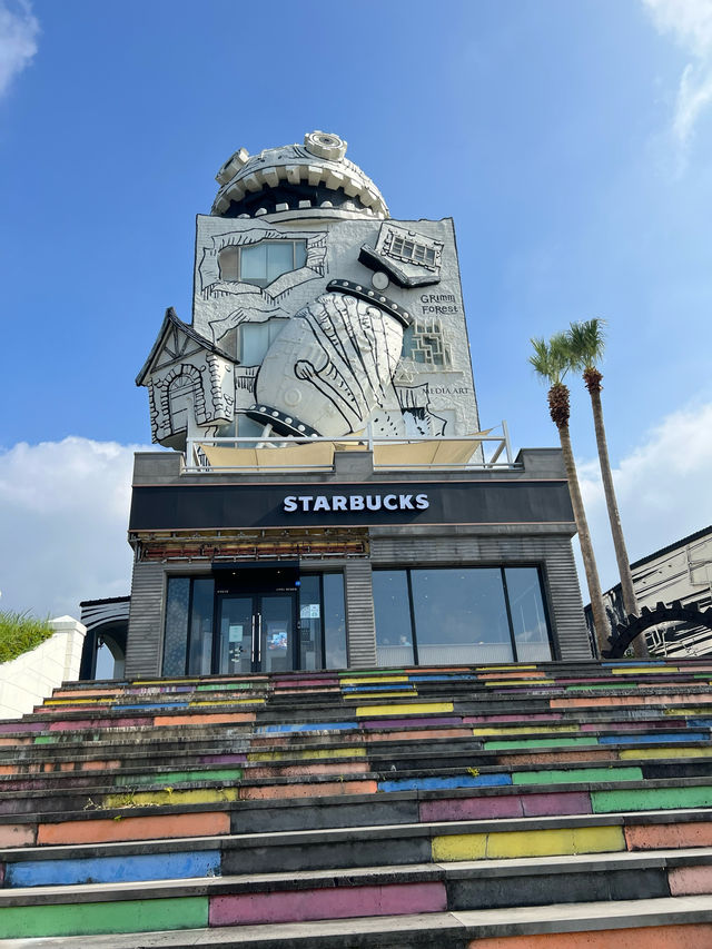 【韓国/済州島】ジブリのような珍しい外観のスタバに！！済州島限定メニューも🍊🍵