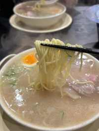 【福岡ラーメン】行列の耐えない中洲川端商店街にある人気ラーメン店