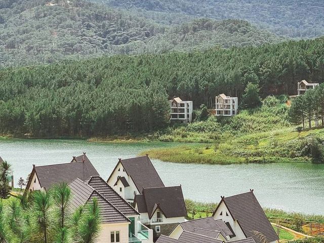 A day at Tuyen Lam lake, Da Lat in August